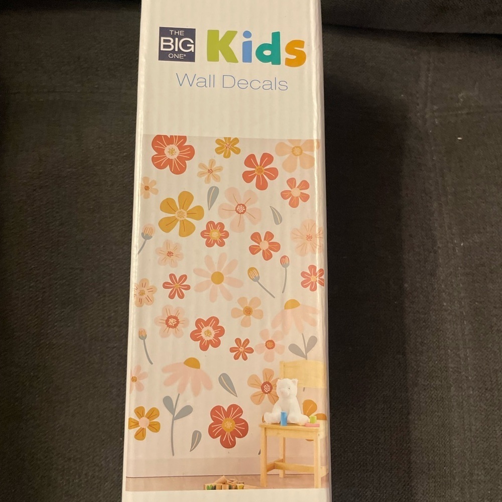 Big Kids Floral Wall Decals - Picture 2 of 3